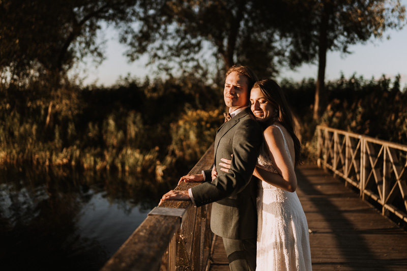 sesja ślubna nad wodą