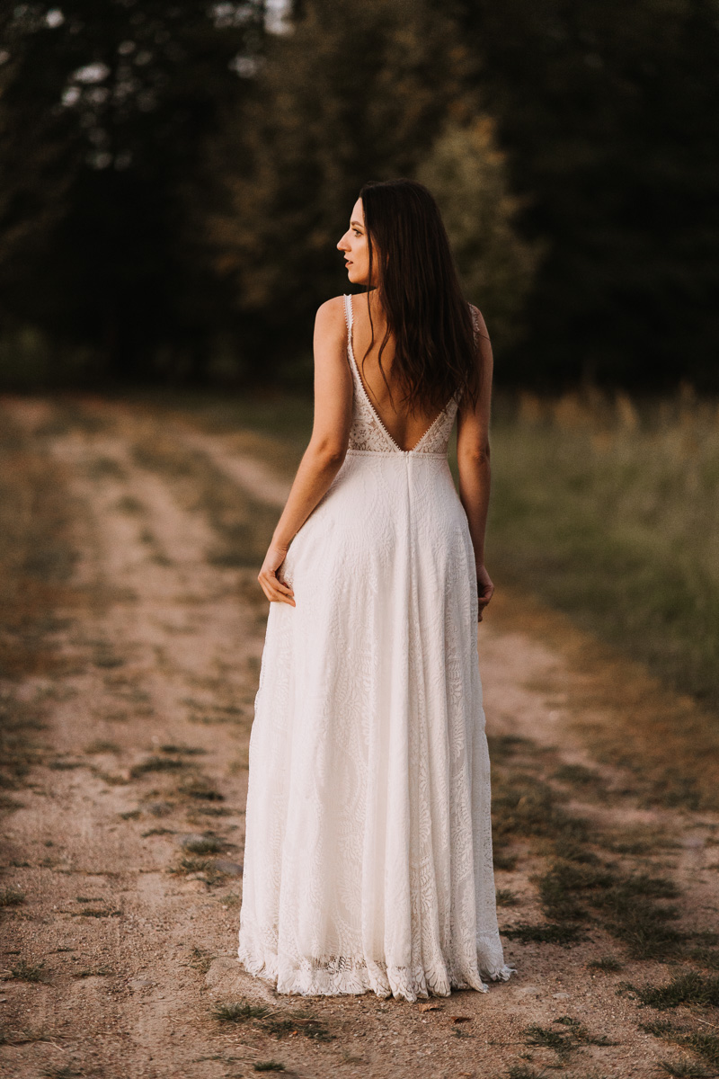 sesja ślubna w sadzie